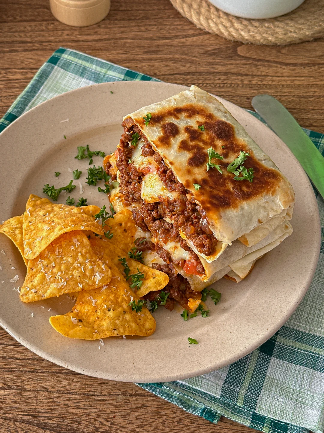 无敌美味的牛肉芝士饼🌮