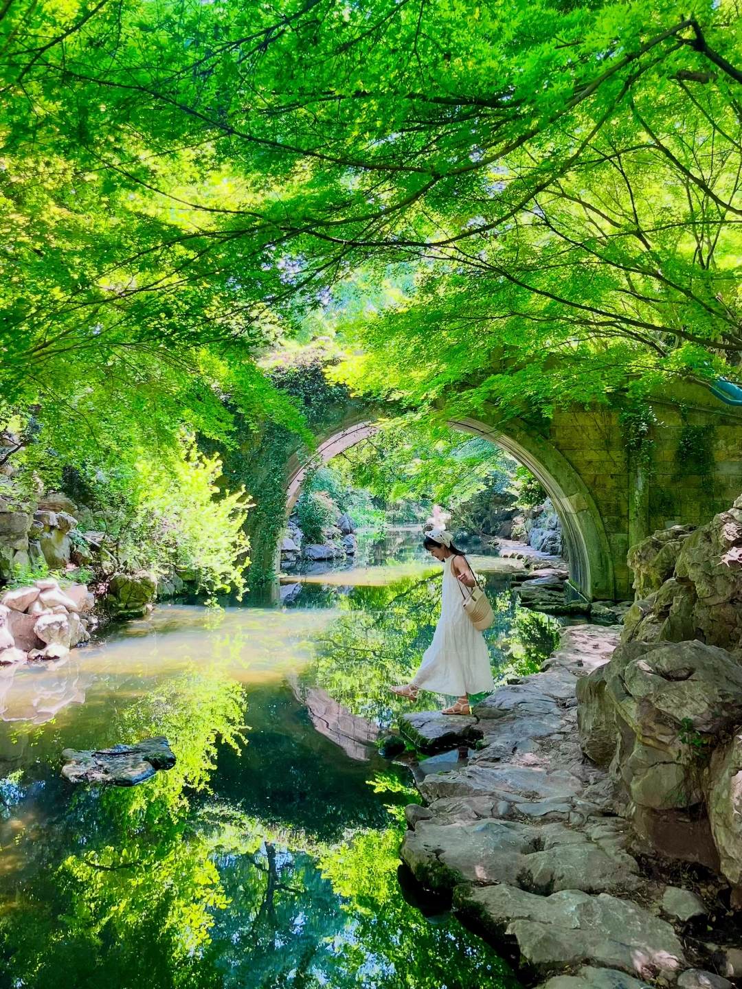 接下来的杭州是一万次的春和景明……