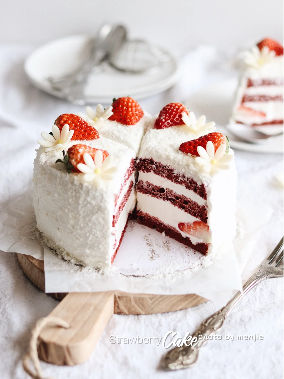 🧨新年甜品｜红丝绒乳酪奶油草莓蛋糕🍰