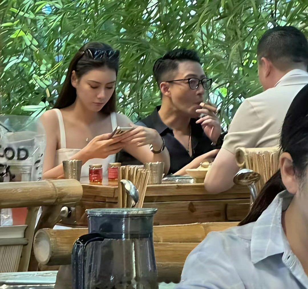 终于知道大S为啥离婚了！[并不简单] ​