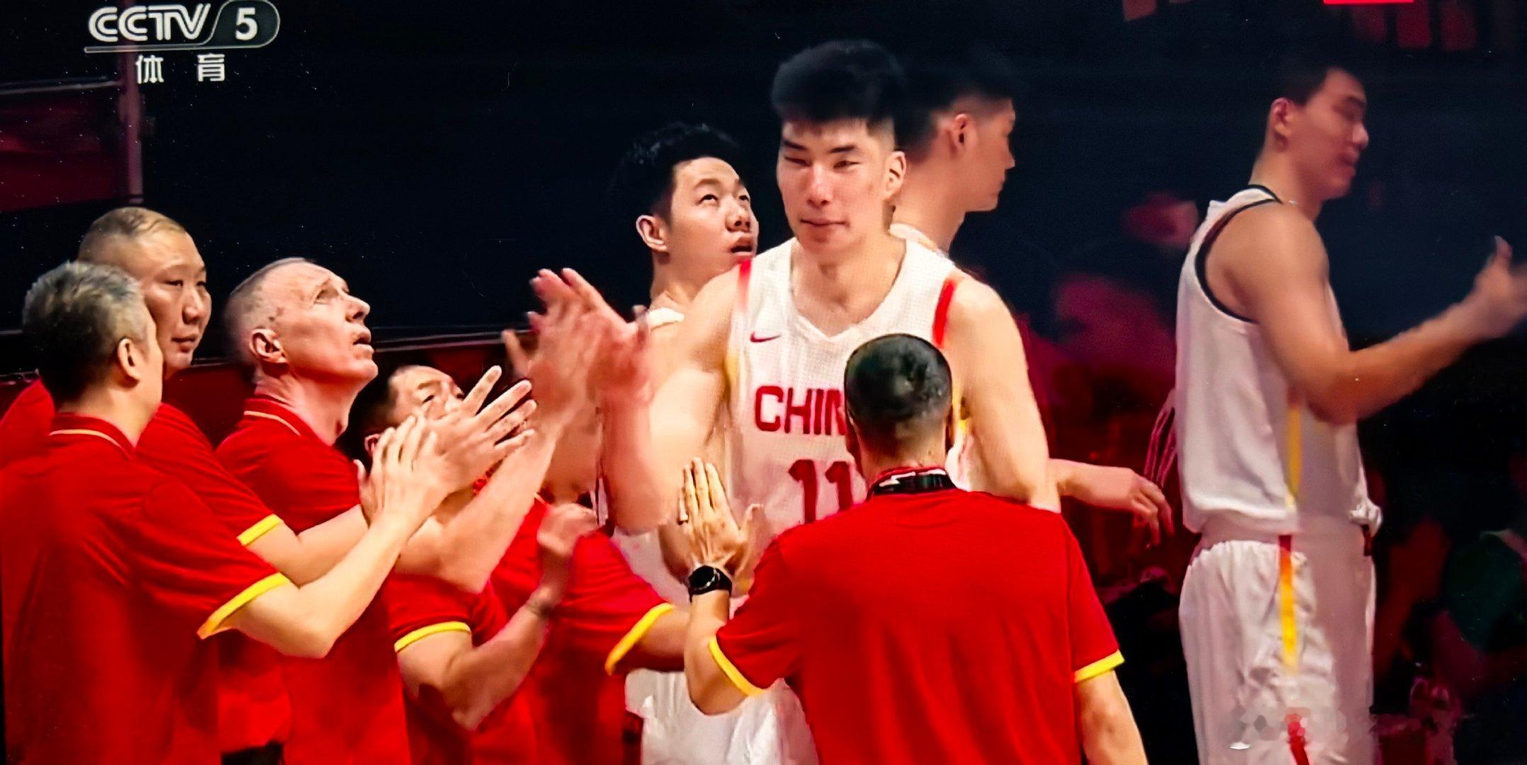 #2026亚运会##中国男篮##中国男篮vs哈萨克斯坦男篮#  亚运会这就开始了。第一场打哈萨克斯坦，历史上交手多次，中国男篮绝对压倒性优势，今天应该也没啥问题。 ​