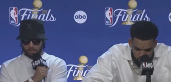 布伦森谈关键抢断：我看到卡斯尔没在看球，我就试着去抢球  NBA总决赛...
