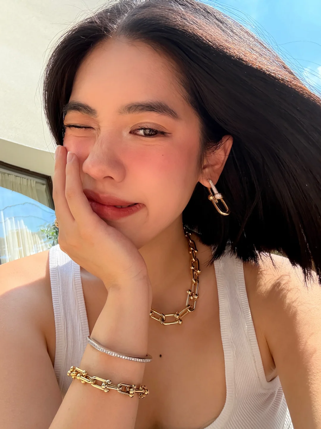 shine thru!💫是自信又张扬的生命力啊🩵