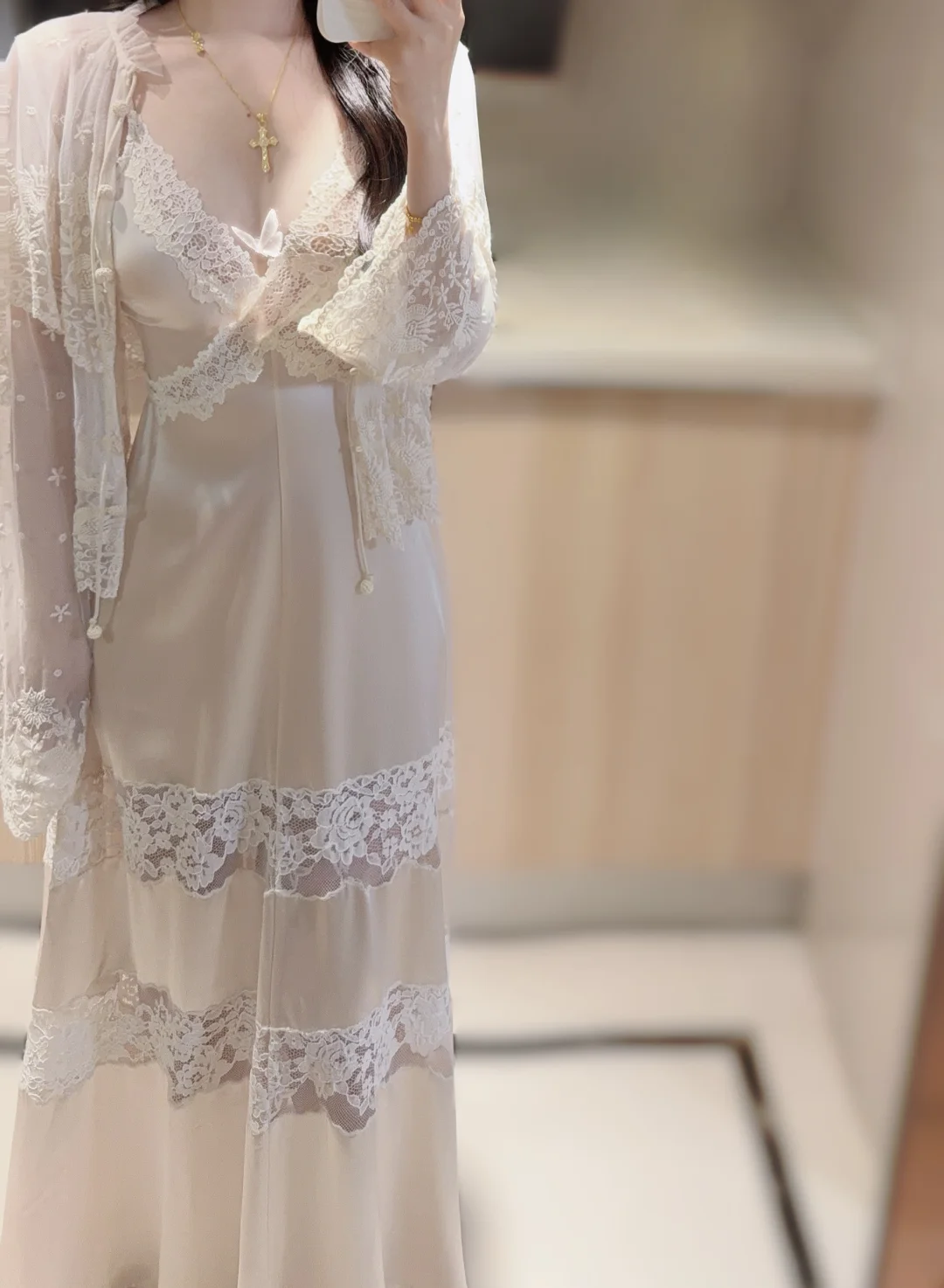 开除一些漂亮衣服