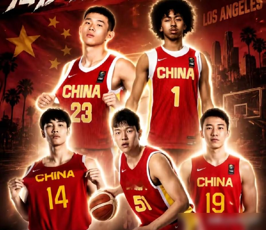 张镇麟又退了，曾凡博又退了。国家队这扇门，他俩进进出出，跟串门似的。
翻翻记录：2024年8月张镇麟腰胯旧伤复发，2025年6月又是同一个位置，集训直接报销。曾凡博更夸张，2025年腰椎横突骨折还没利索，2026年2月膝盖积水加软骨磨损，8月名单调整又走了。一个腰，一个膝，都是要命的地方。
球迷