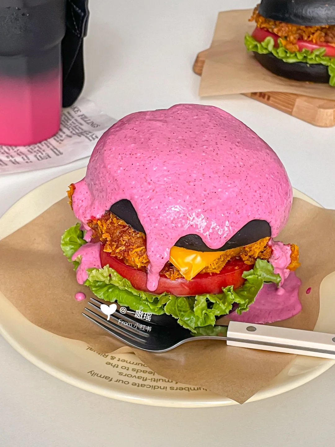 自制🍔BLACKPINK炸鸡汉堡｜酥脆多汁爆炸香💥