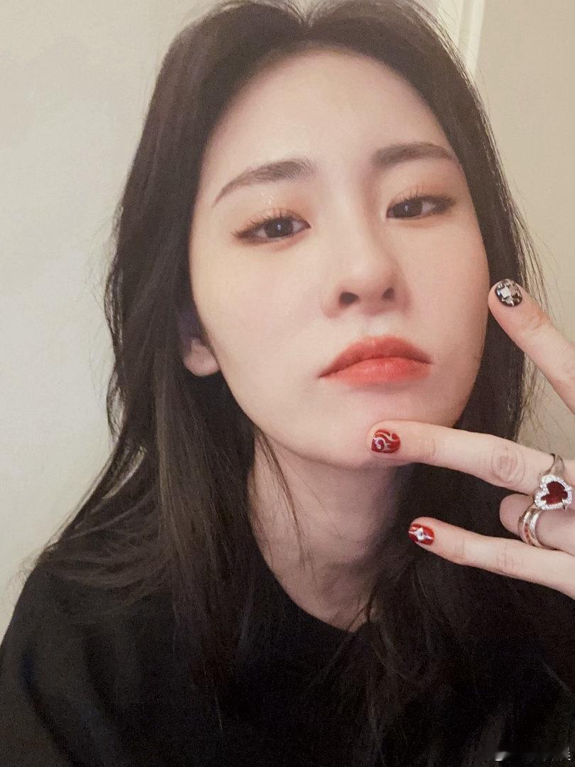 比✌️ ​