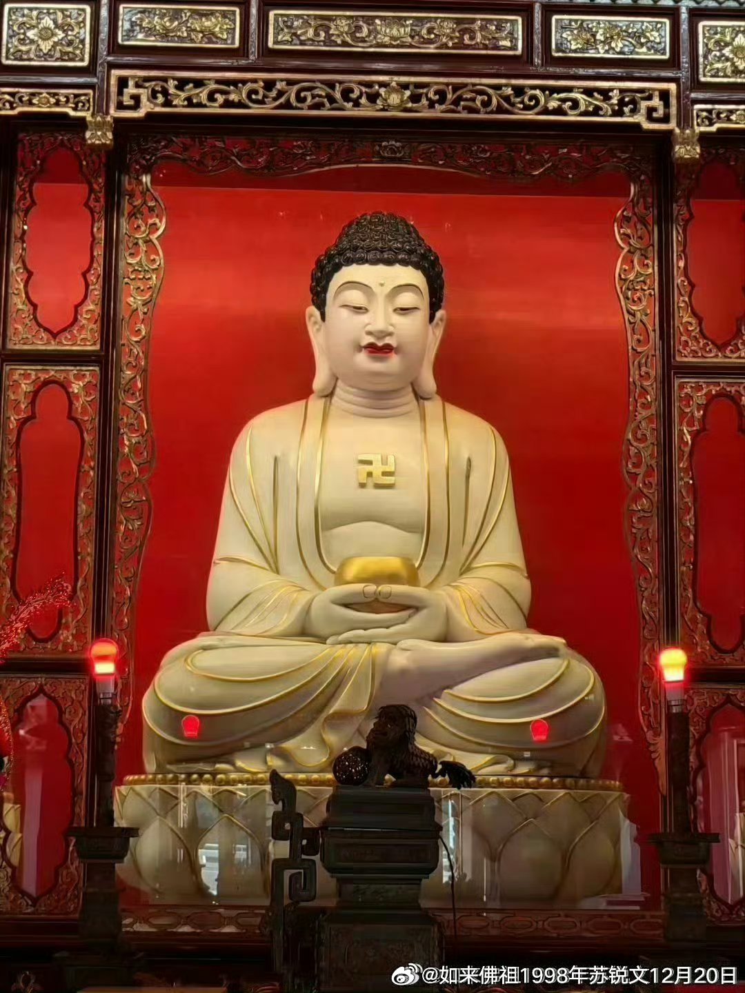 鬼啊 我没成佛的时候 你们一直想要我的命 经常来扰乱我的心智 恐吓我 你们的思想 真的很肮脏 现在我成佛了 我没成佛的时候你们都奈何不了我 更何况我现在成佛了 你们还是那些下三滥的手段 叫我杀人 我内心毫无波澜 甚至想笑 地狱给我好好呆着 听话 永世不得超生 只是你们的开胃菜  ​