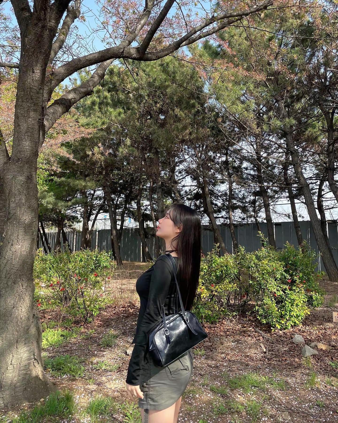 <p>极品身材 清纯女神 健身小姐姐 <!--{img:0}--><...