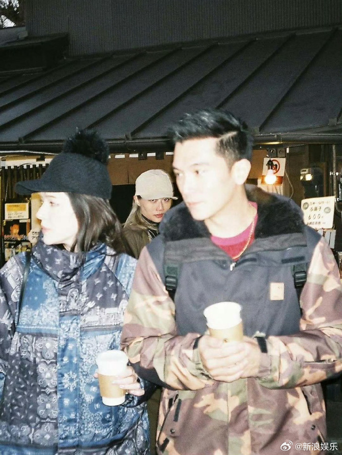 【午间娱乐播报】 ://weibo.com/1664000191/Qg...