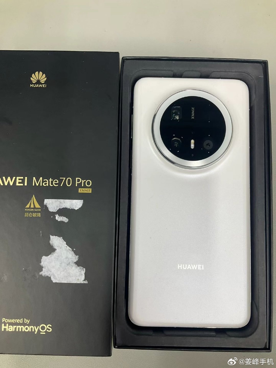 华为mate70pro 12+512G 白
电池效率99 成色98新 在保26/10/17
3599 ​
