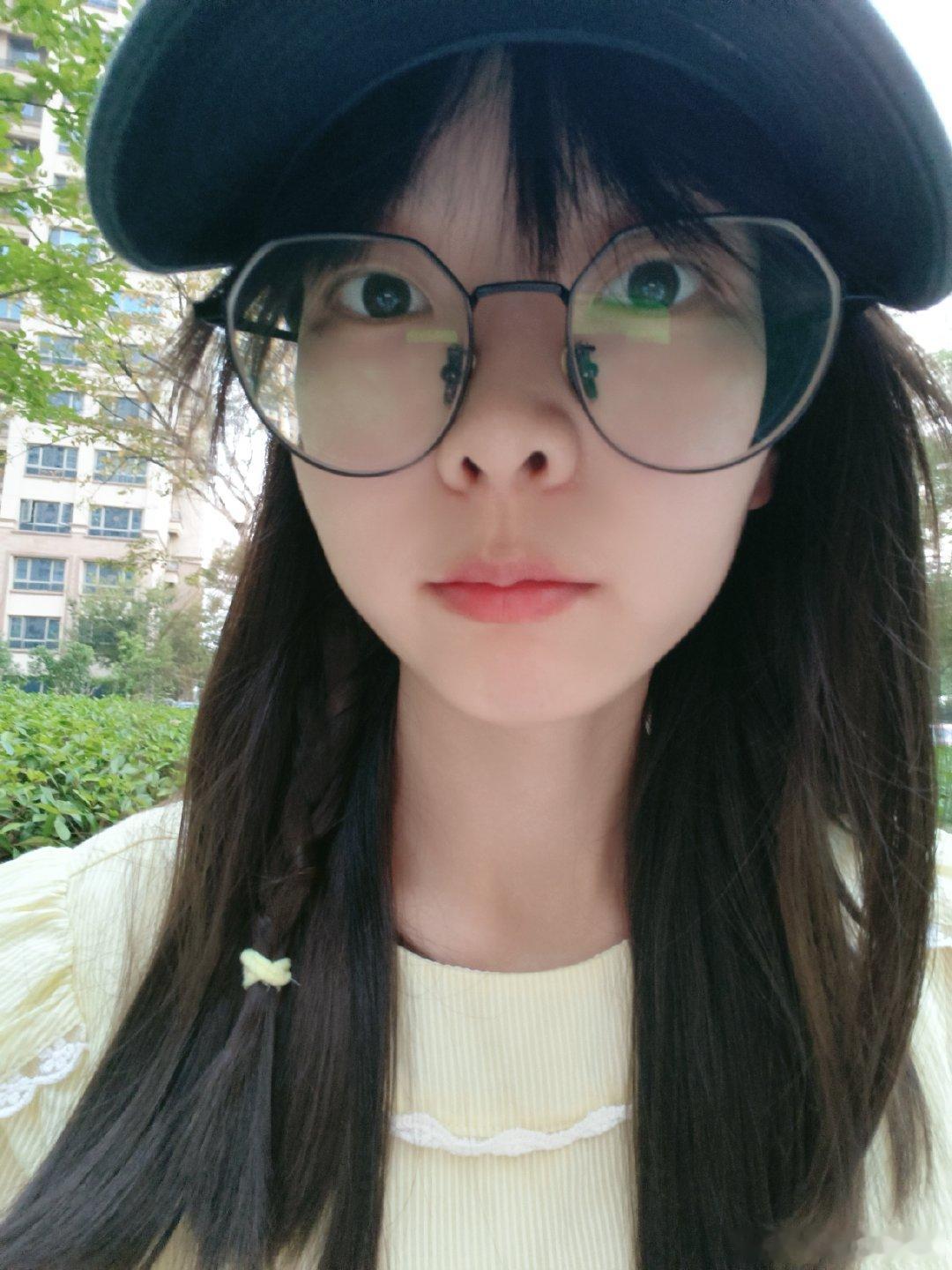 ootd来自学生偷拍 ​