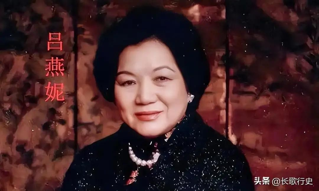 1959年，霍英东要迎娶离婚且带着一个儿子的初恋冯坚妮。原配吕燕妮没有哭闹阻拦，只冷静提出三条底线，第一条最关键：“无论以后娶几房，只能允许长房接触、执掌家族生意！”

霍英东当时正站在书房，手里反复斟酌劝妻子松口的说辞，听见这句话瞬间愣住。

他原本预想，陪伴自己熬过穷日子的发妻定会满心委屈，甚至