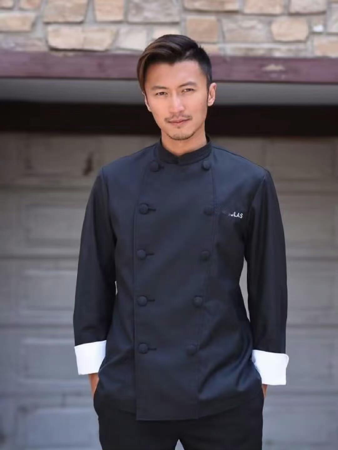 锋味集团只知道他是谢霆锋的产业，一直以为他很低调，没想到在广州有这么大一栋楼？比隔壁雷军的小米集团整整大一圈… ​