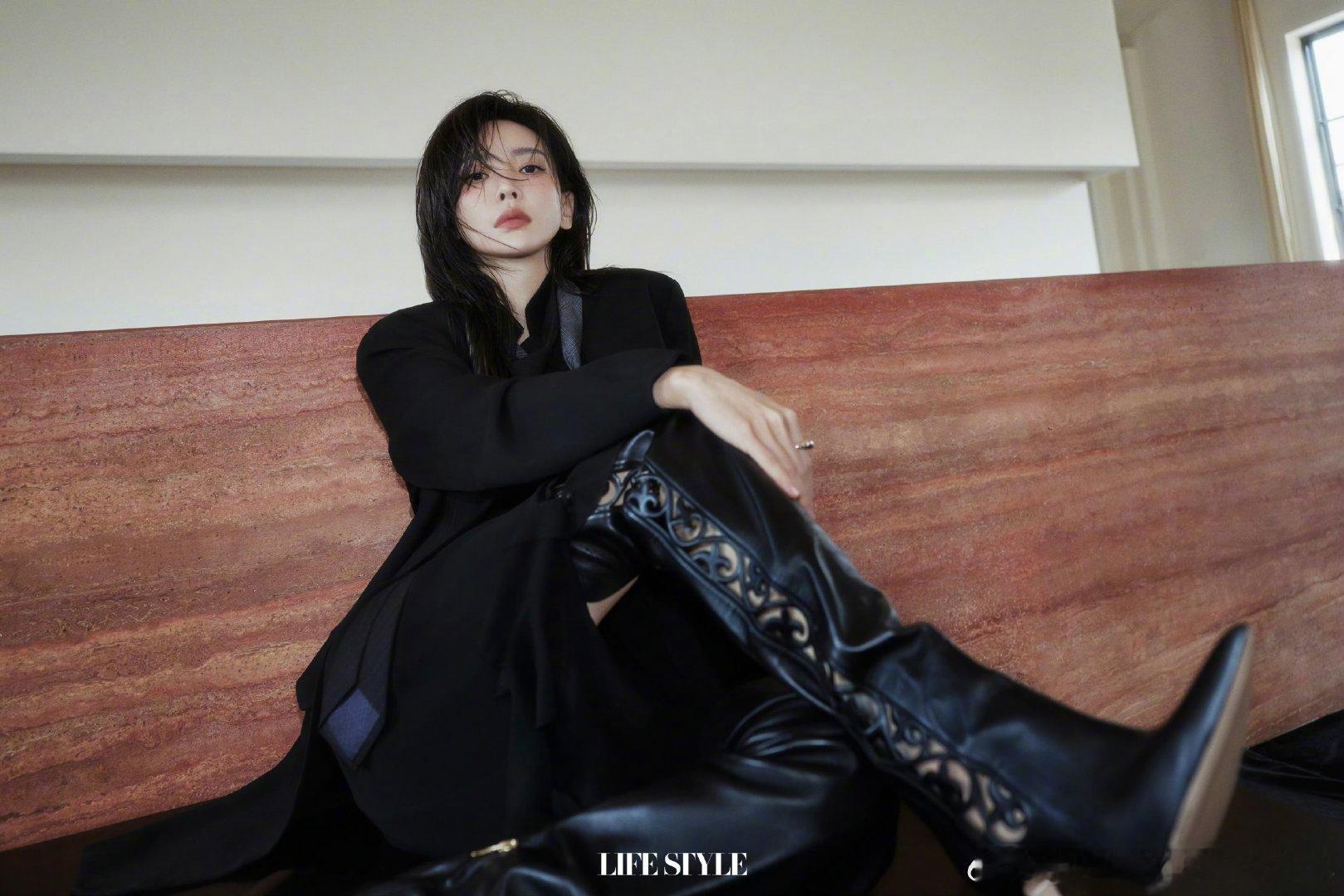 #于文文[超话]#姐姐 这张脸很难不心动啊 ​
