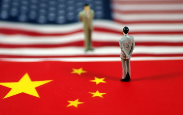 大反转！美国主动要谈高超音速武器？9月6日美刊一篇评论文章彻底撕掉以往的强硬面具：中国速度太快，美国再不低头求谈，连谈的资格都没了。这态度，跟之前判若两国！

9月6日这篇评论文章能引起这么大动静，不是没有原因的。

就在文章出来的前一天，9月5日，美国国防部刚宣布了一个消息：原计划2025年在“朱