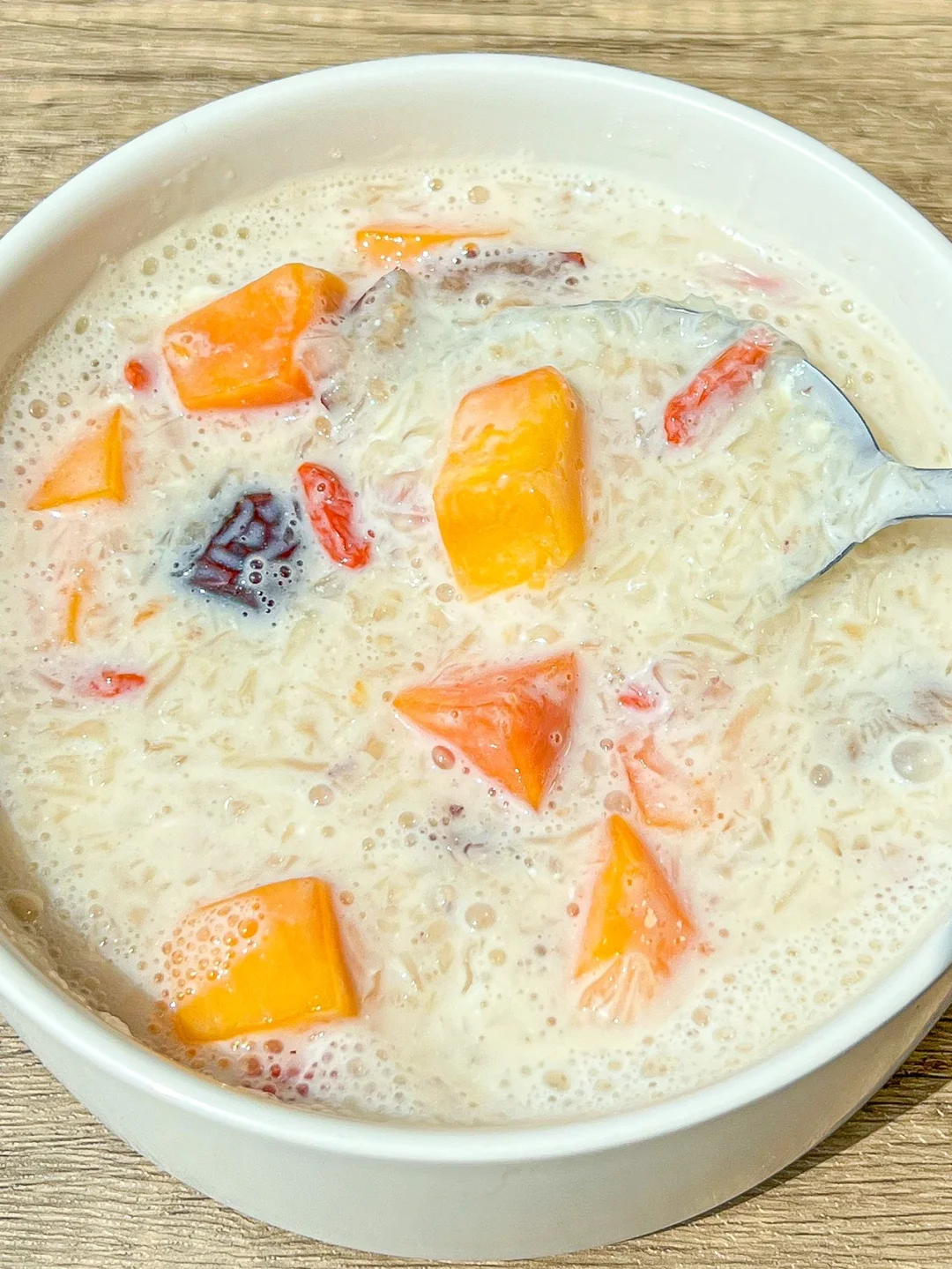 我妈从美容院要来的配方！！这比面膜管用！！