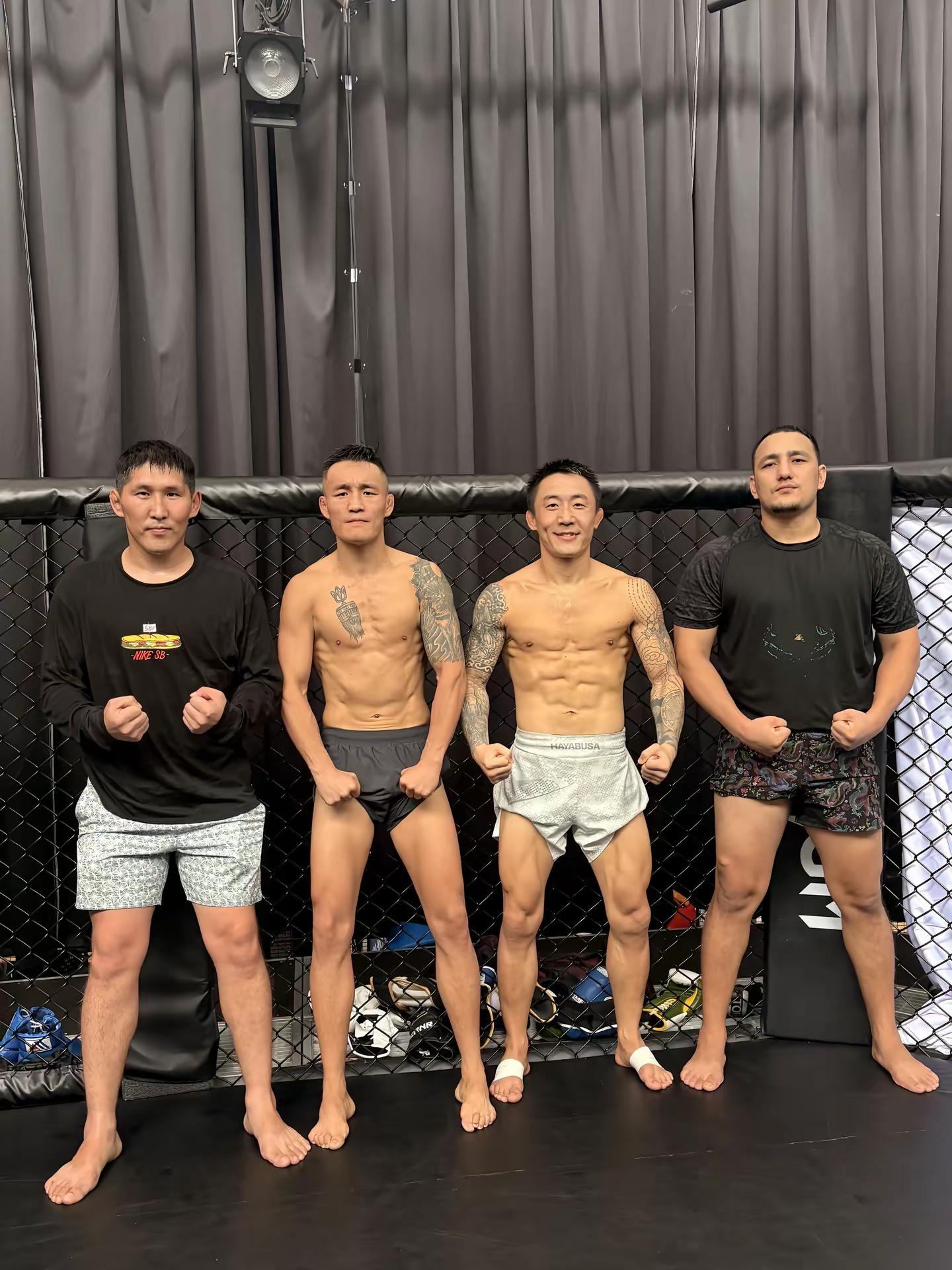 傲日其愣。最艰难减重时刻lets go guys ，最后一周格斗周。ufc上海 @巴拉金MMA @傲日其楞UFC @都力勒-成杰格斗
