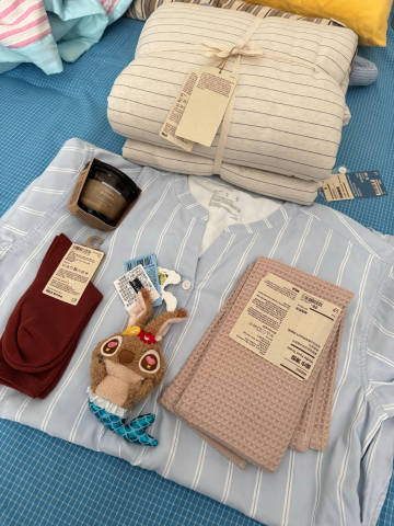 全是谎言，说恒隆开了超大的muji，逛了，好小，货品不全<br />天...