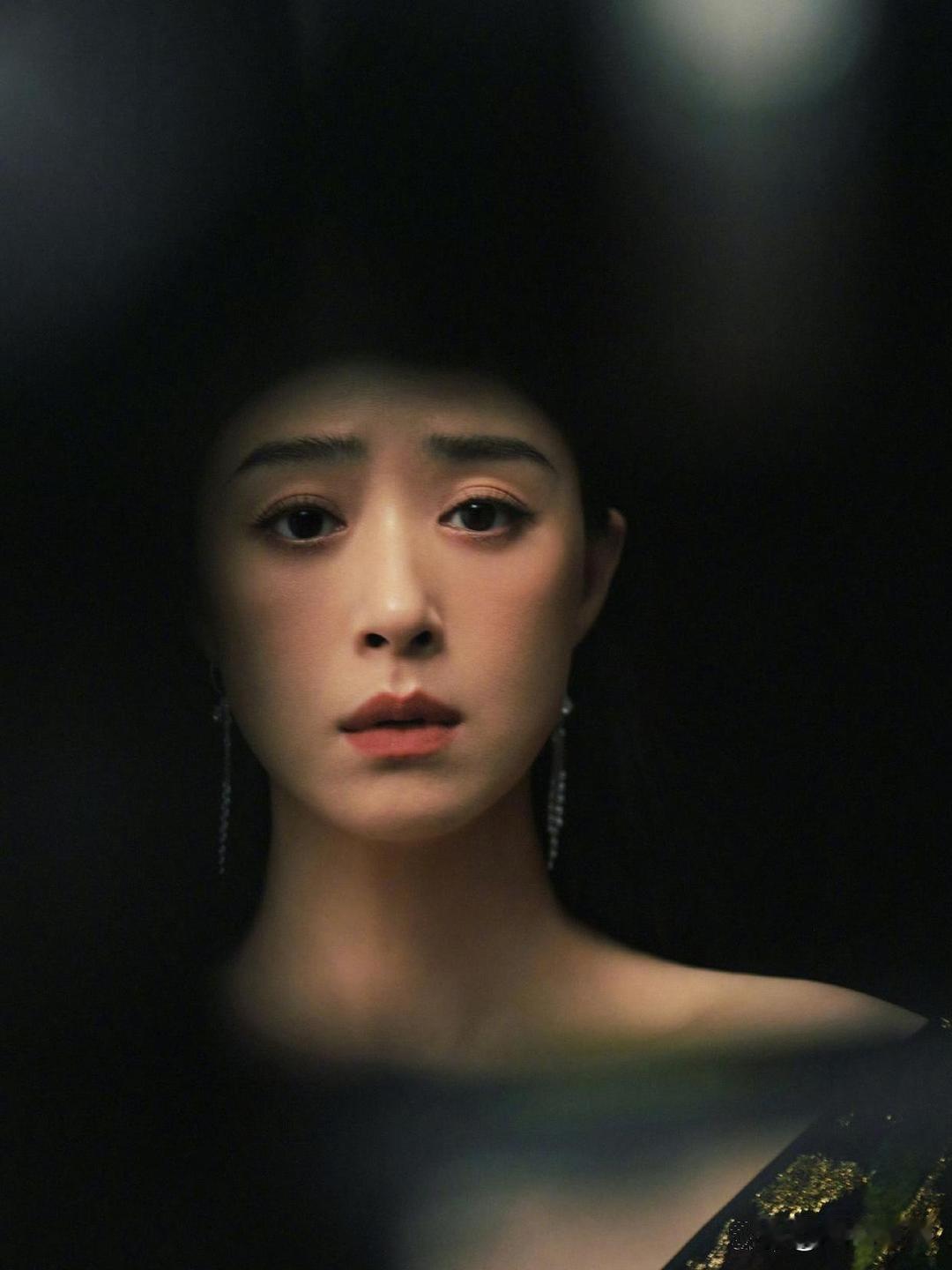 1.贾乃亮已经在计划生二胎，至于前妻怎么闹都没有用，甜馨也知道父母的无法再破镜重圆了。
2.向佐自己的生活都是一地鸡毛，但又特别喜欢管教弟弟，表演得都让自己相信了兄弟情深的戏码。
3.鞠婧祎和郭俊辰是不会有火花的，一点可能都没有。
4.杨洋现在是单身。
5.蒋欣减肥期间放纵餐，比如鸡肉炖土豆， ​