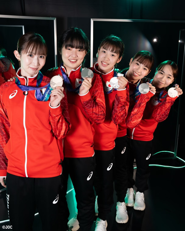 日本女乒亚运会奖牌写真照🏅️📷