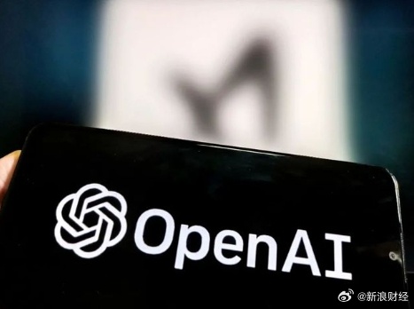 【#OpenAI是其最新风险基金的唯一投资人#】OpenAI 正在推出第二支初创企业基金，本次资金来源于自身资产负债表上的资金。这家 ChatGPT 开发商的一家关联机构于周三向美国证券交易委员会提交文件，显示其已完成 4 亿美元二期基金的募资。OpenAI 曾在 2021 年设立首支初创基金，募资规模 1.75 亿美元。首 ​
