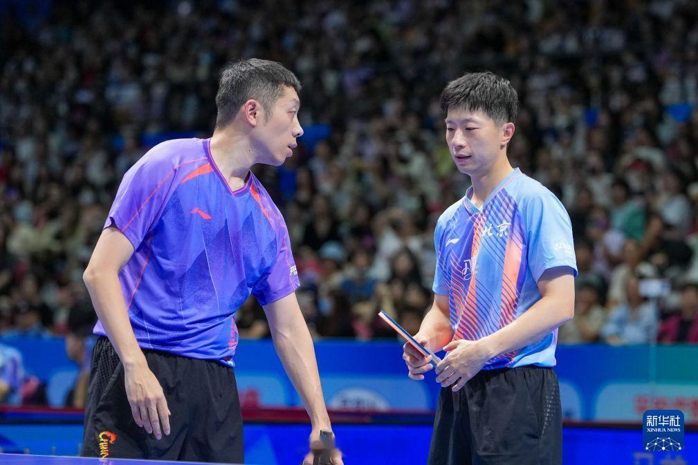 】2026全国乒乓球锦标赛男双1/4决赛，马龙/3-2战胜/牛冠凯，晋...