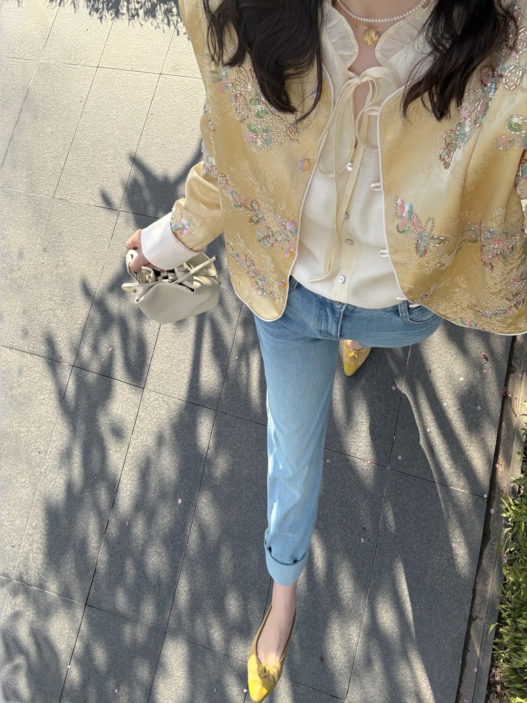 早春漂亮小衫和外套💛春天的新中式是真美！