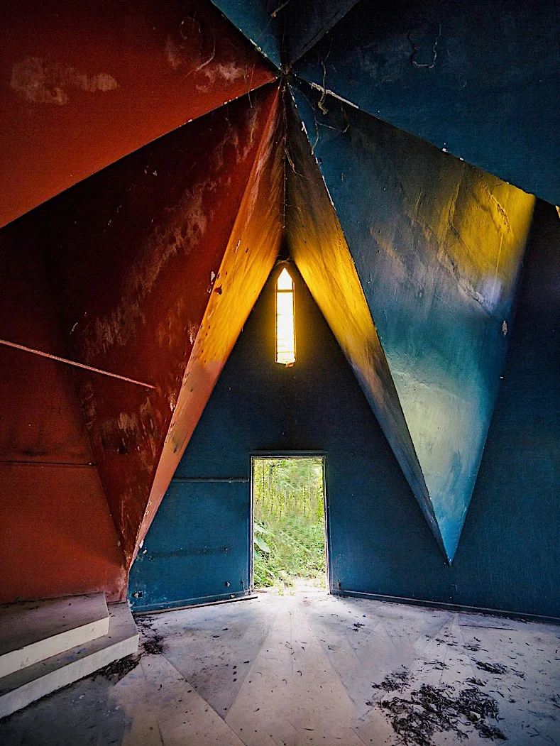 香港行山｜探秘废墟与山野间“被遗忘的古庙