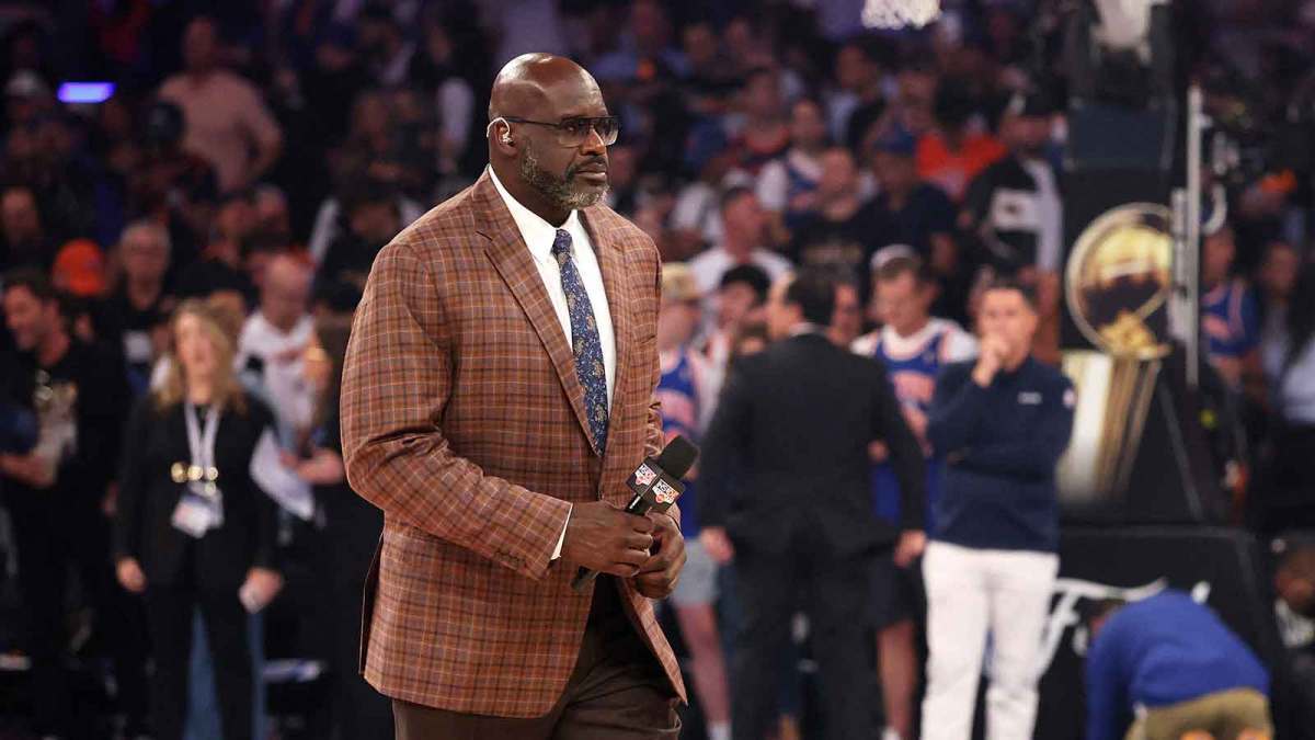 NBA从6750万到125亿，奥尼尔盛赞巴斯家族这笔世纪交易 湖人传奇...