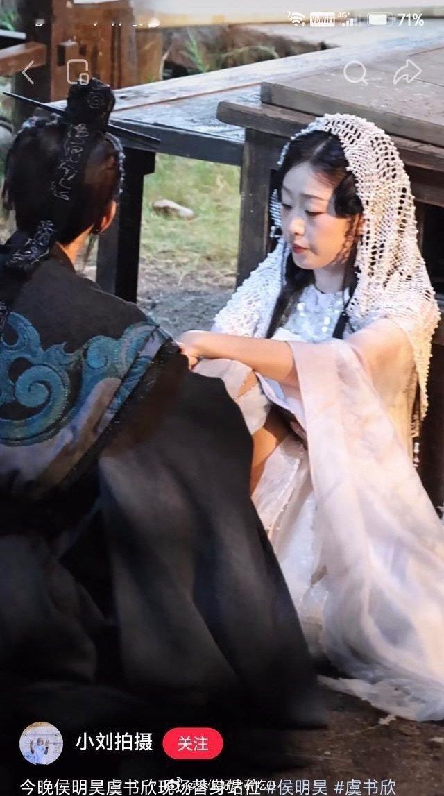 我鱼连夜去小韩了
替身努力拍戏中 ​