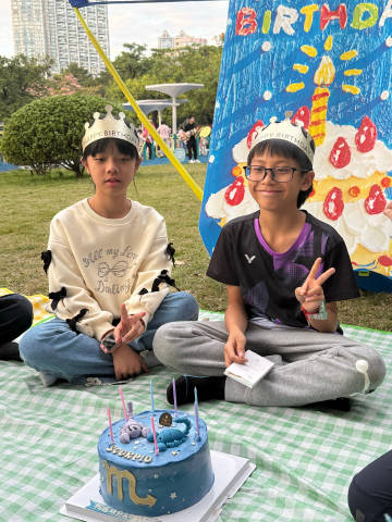 20251122 晴晴的12岁生日，二沙岛露营，跟同年同月同日生的同班...