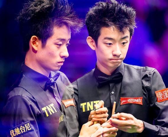 吴宜泽1-4凯伦威尔逊，球迷必须接受4个事实，不是人人都是赵心童。2026斯诺克英国公开赛64进32轮次，凯伦·威尔逊打出单杆56、69分，4-1战胜吴宜泽，晋级32强。
其实输给囧哥再正常不过，现在的威尔逊实力极其强劲，当今坛能说稳赢他的又能有几人？况且英国公开赛没有种子选手，全凭随机抽签，顶尖球
