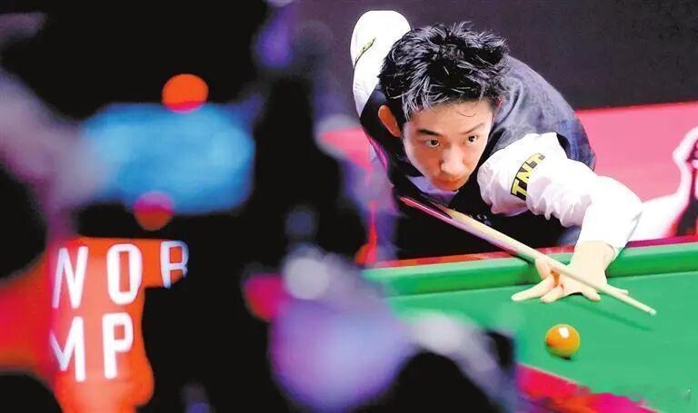 【甘肃日报丨吴宜泽：为祖国荣誉奋力拼搏】  5月5日，来自甘肃兰州的...