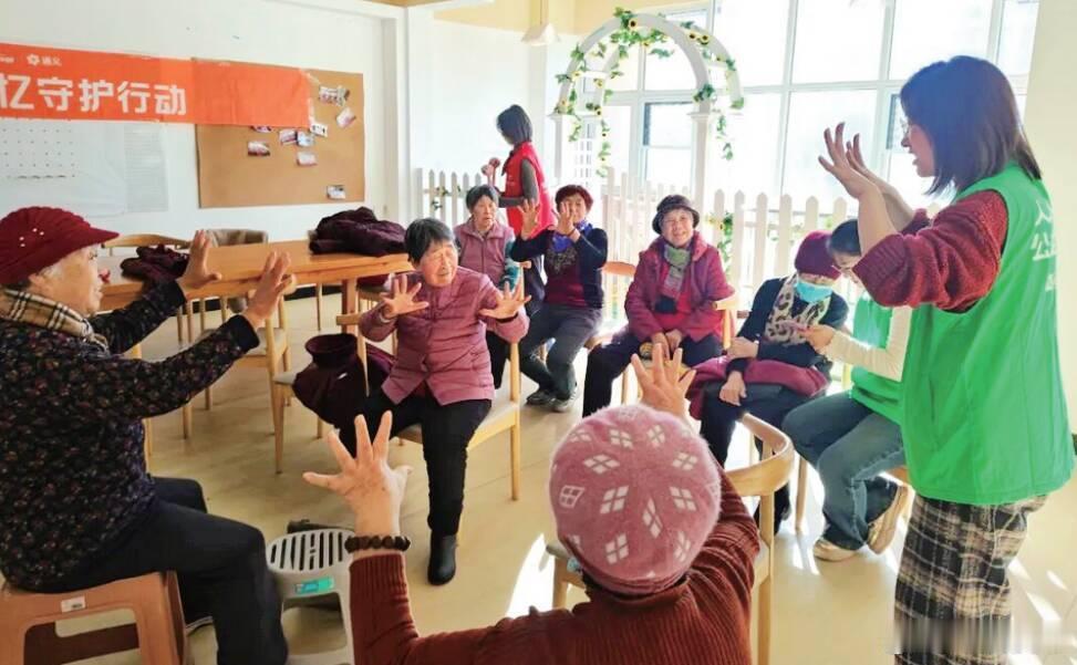 【我市探索新时代县域慈善事业发展新路径：智慧赋能慈善 大爱温暖港城】　...