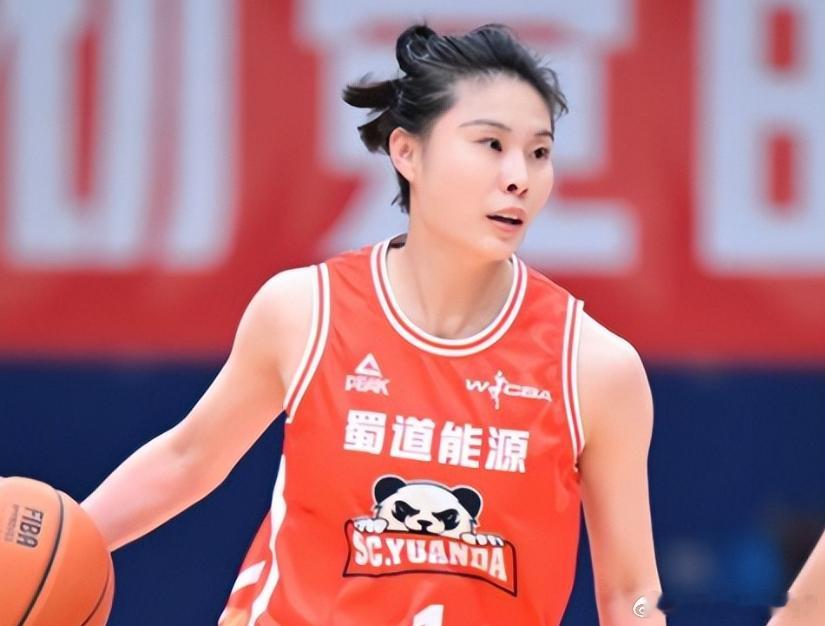 5月28日的消息跨越大洋递到球迷面前，中国女篮三大核心王思雨、韩旭、李...