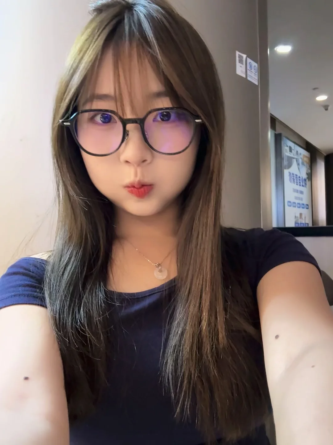 眼镜极限四选一