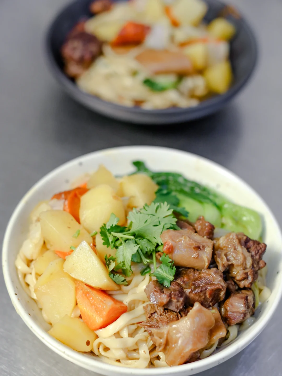 坚持做100种面不重样（78）土豆牛腩焖面