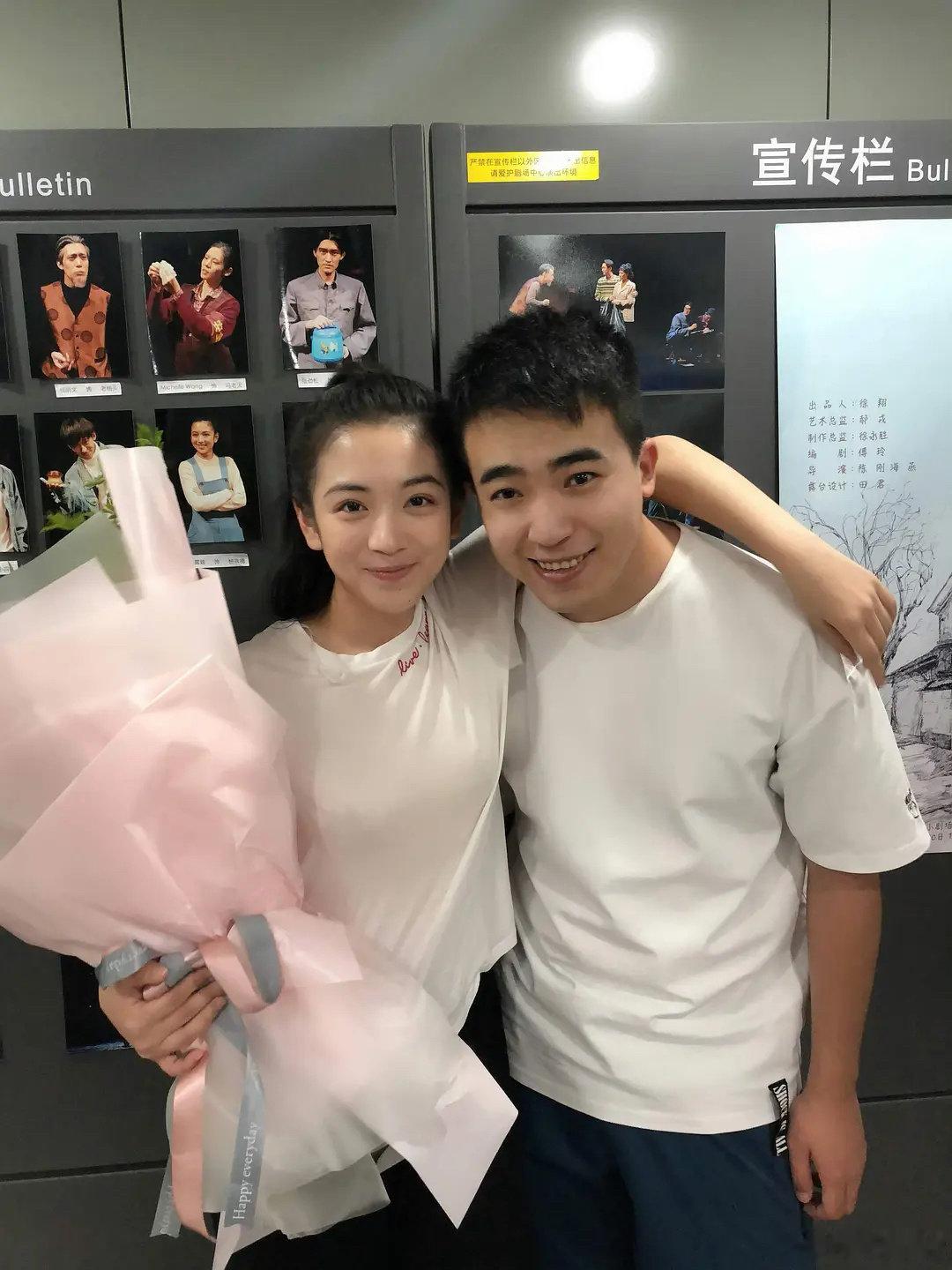 别说，代露娃和她前男友很有夫妻相呢，上升期小花大谈特谈前男友的她是内娱第一个[笑cry][笑cry] ​