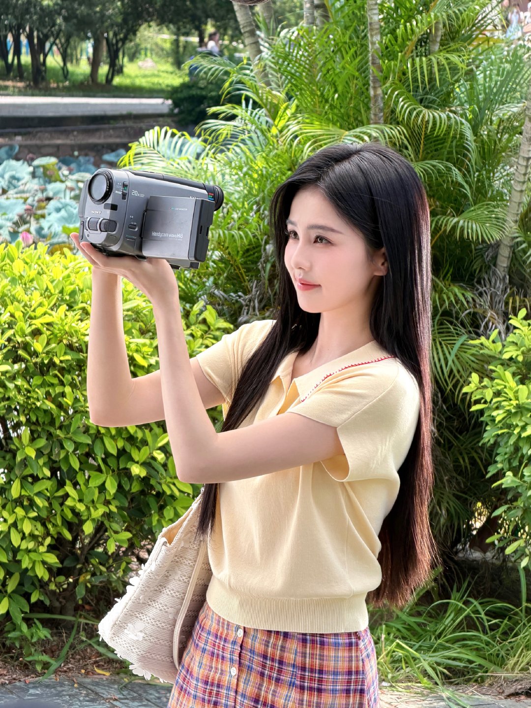 想看王韵娜[兔子]
#白鹿开到荼蘼群像海报# ​