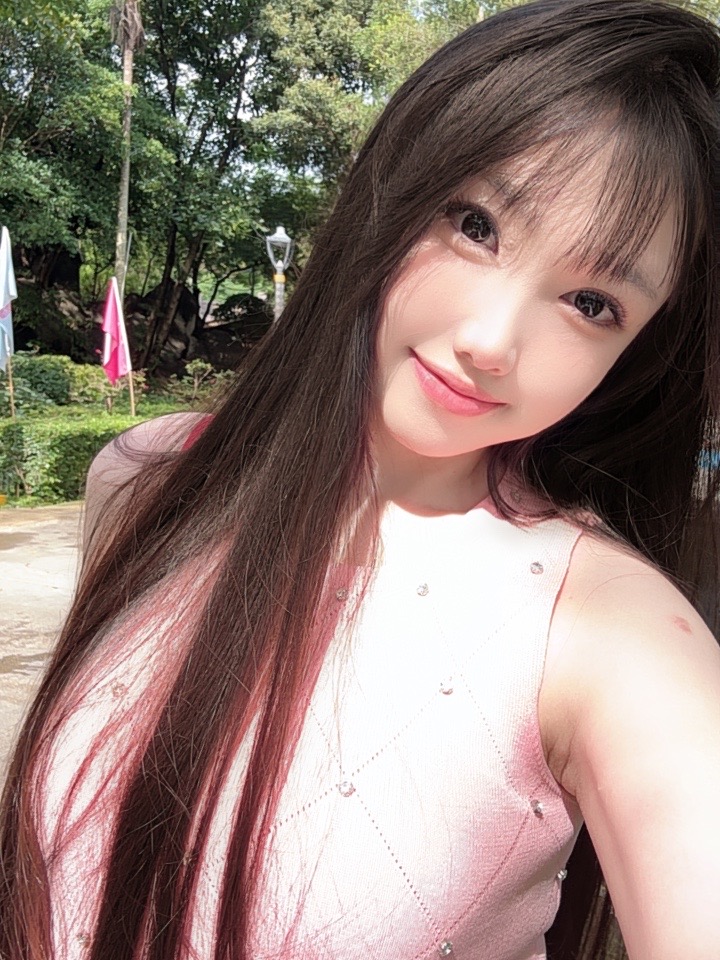 <p>笨蛋美女 <!--{img:0}--></p><img src=...