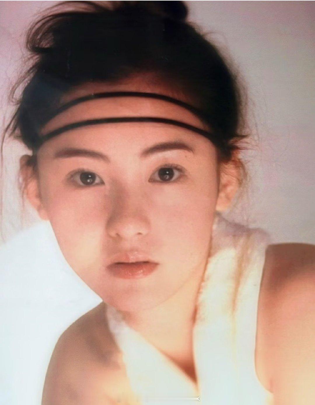 超级喜欢图1 嫩得很 简直婴儿脸 ​