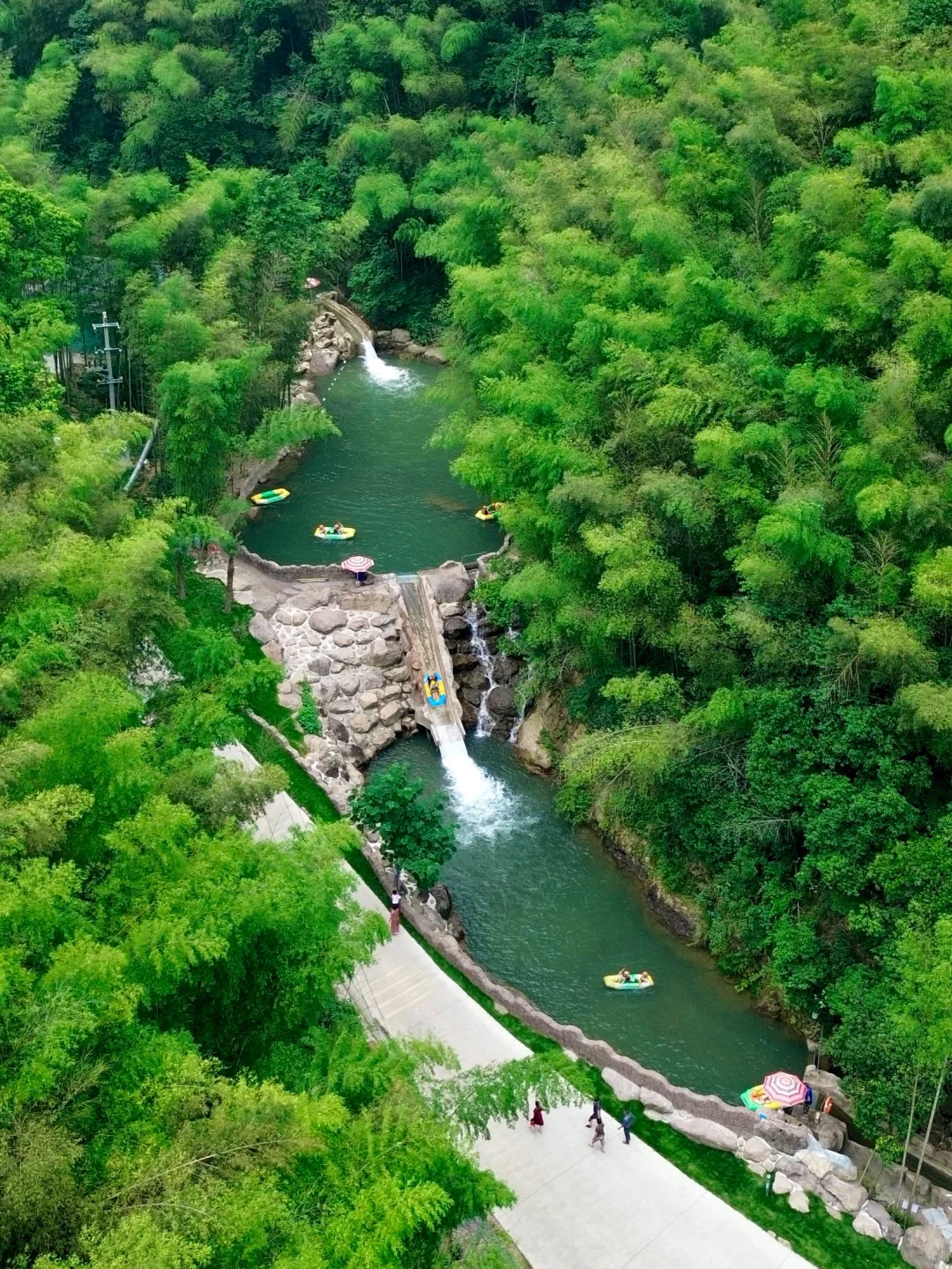 杭州漂流｜市区0.5h，找到一片夏日玩水圣地❗️