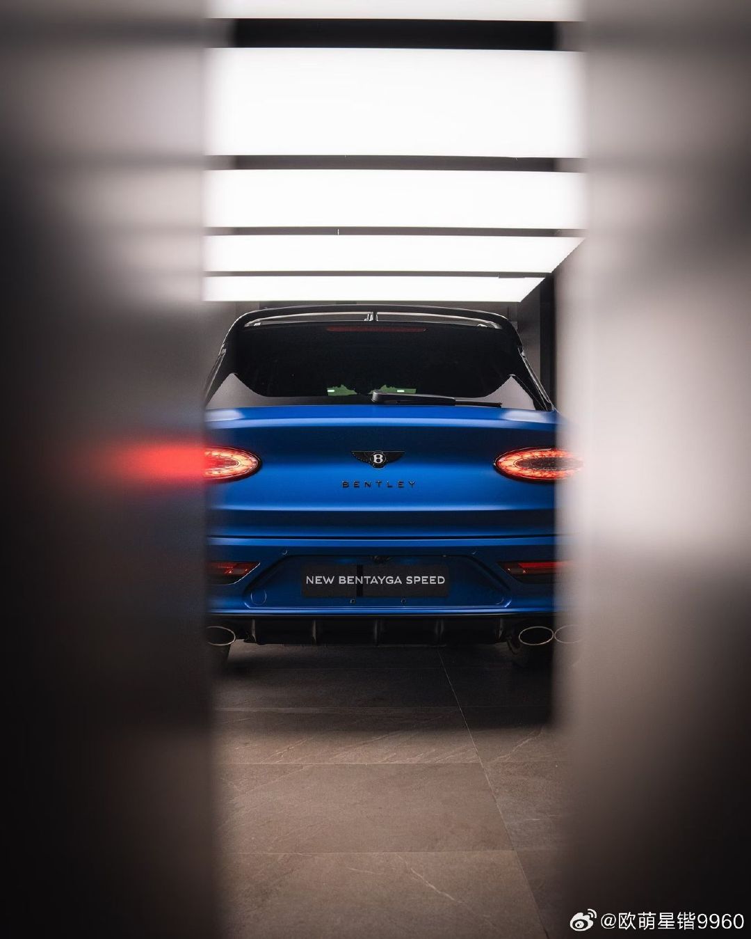 #宾利汽车
#添越 ​