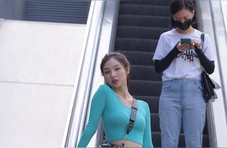 好美的大长腿小姐姐！