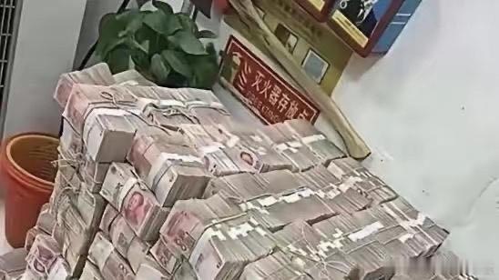 什么叫洗钱？举个最直白的例子。  你买彩票中了500万，扣掉20%的个税，实际拿到手400万。这时候 ​