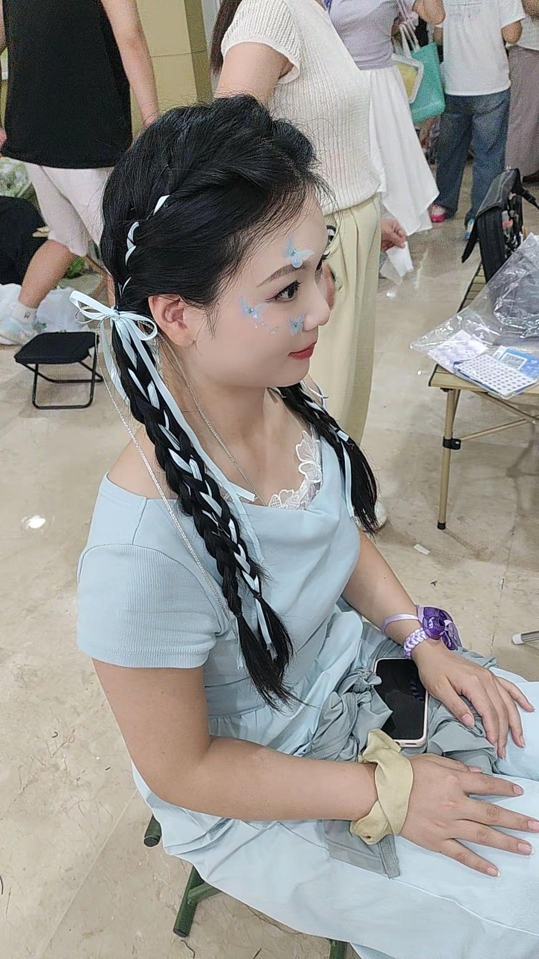 2026第一站杭州见杰哥 来约个妆造吧。张杰 张杰 张杰未live曜北斗巡回演唱会