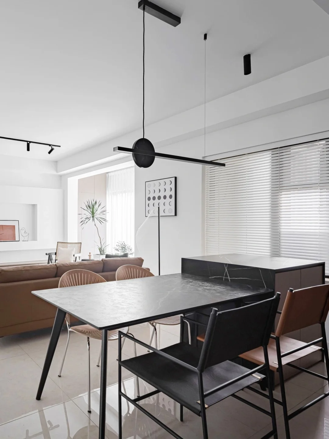 坐标天津📍103㎡极简风无电视机设计💓