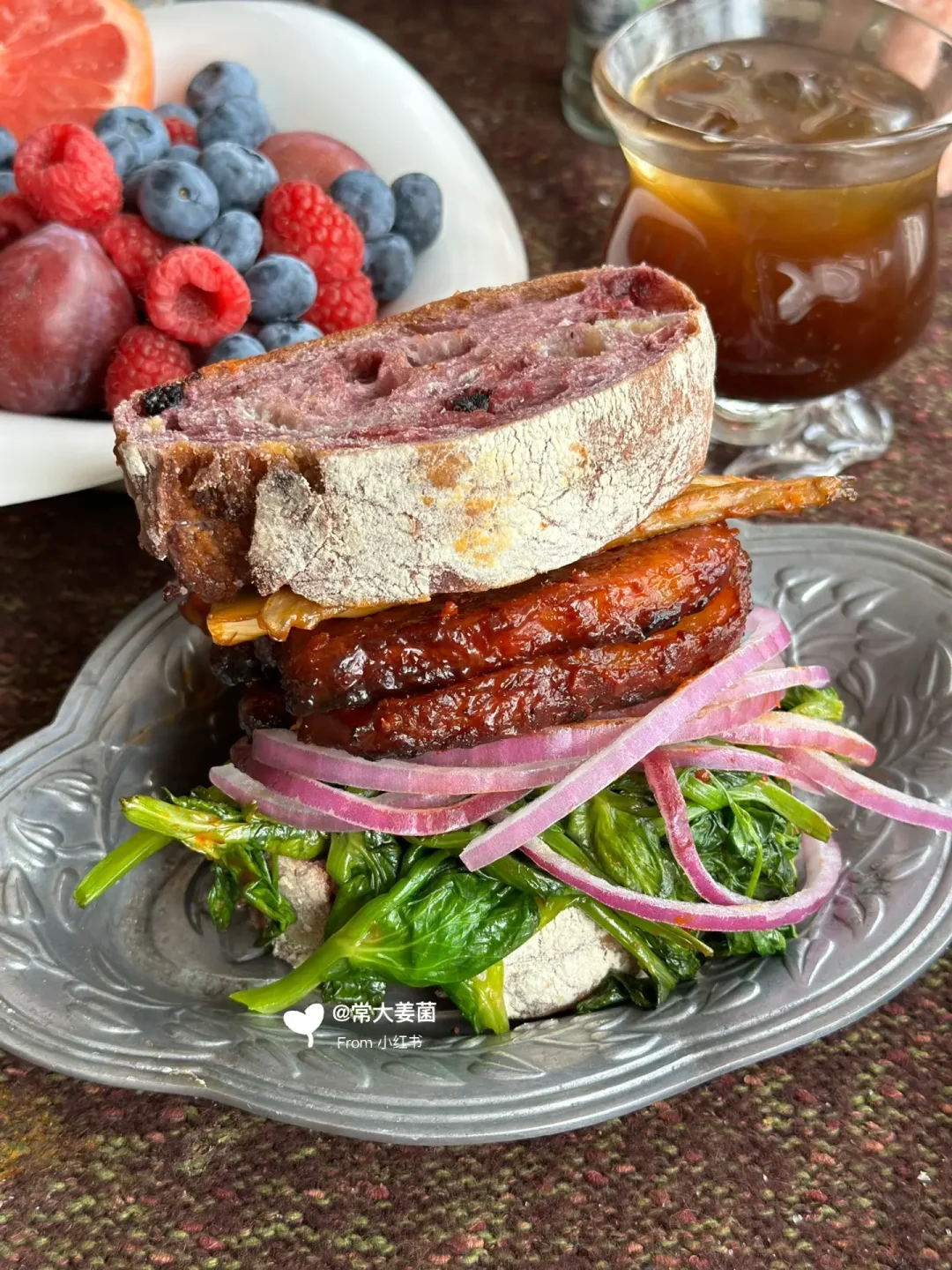 韩式甜辣烤肉牛五花蔬菜酸欧三明治！！🥩🥗🧅