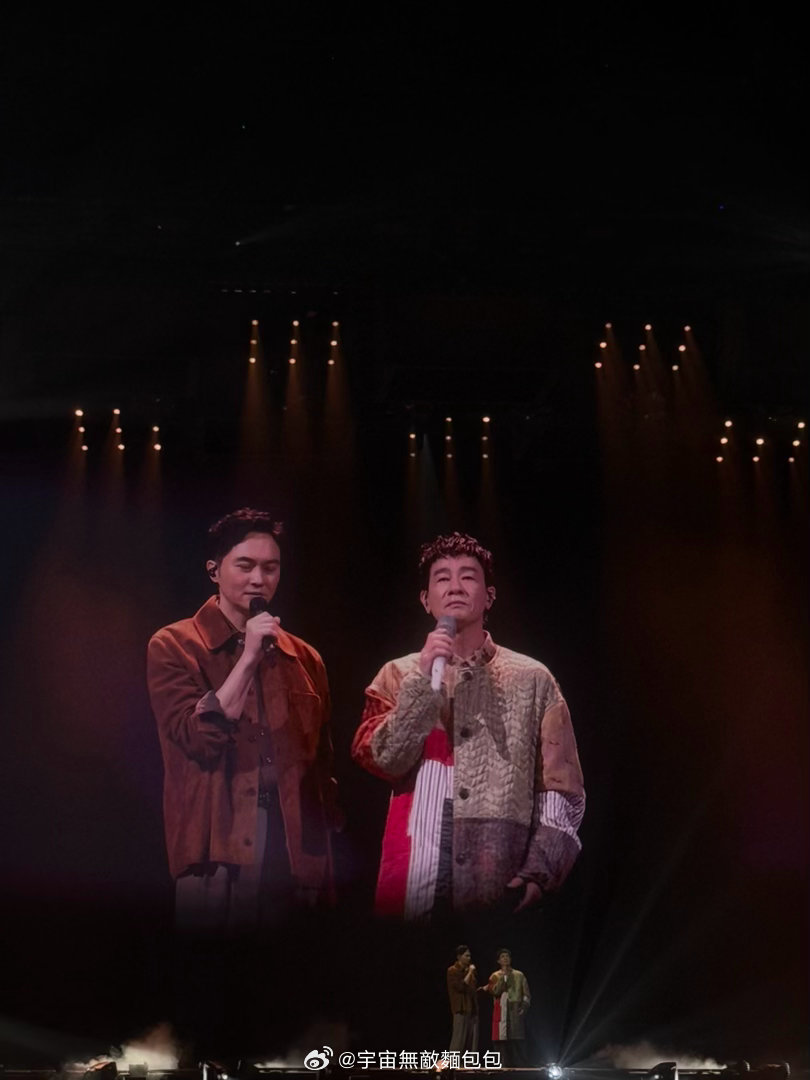 ⠀     
       ²⁰²⁶/₀₈.₂₂ 张智霖「在」巡回演唱会·广州站🤍
     
         赴大仙的十年演唱会之约～

         法拉利老了也是法拉利 具象化了
         # 从初哥哥到Captain cool
         「在」…我们都在 歌/哥一直都在 
         多谢Chilam  義氣仔女forever🤟🏻

#张智 ​